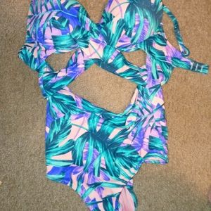 One piece with cut out